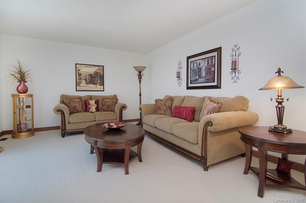 Tega Cay - Residential