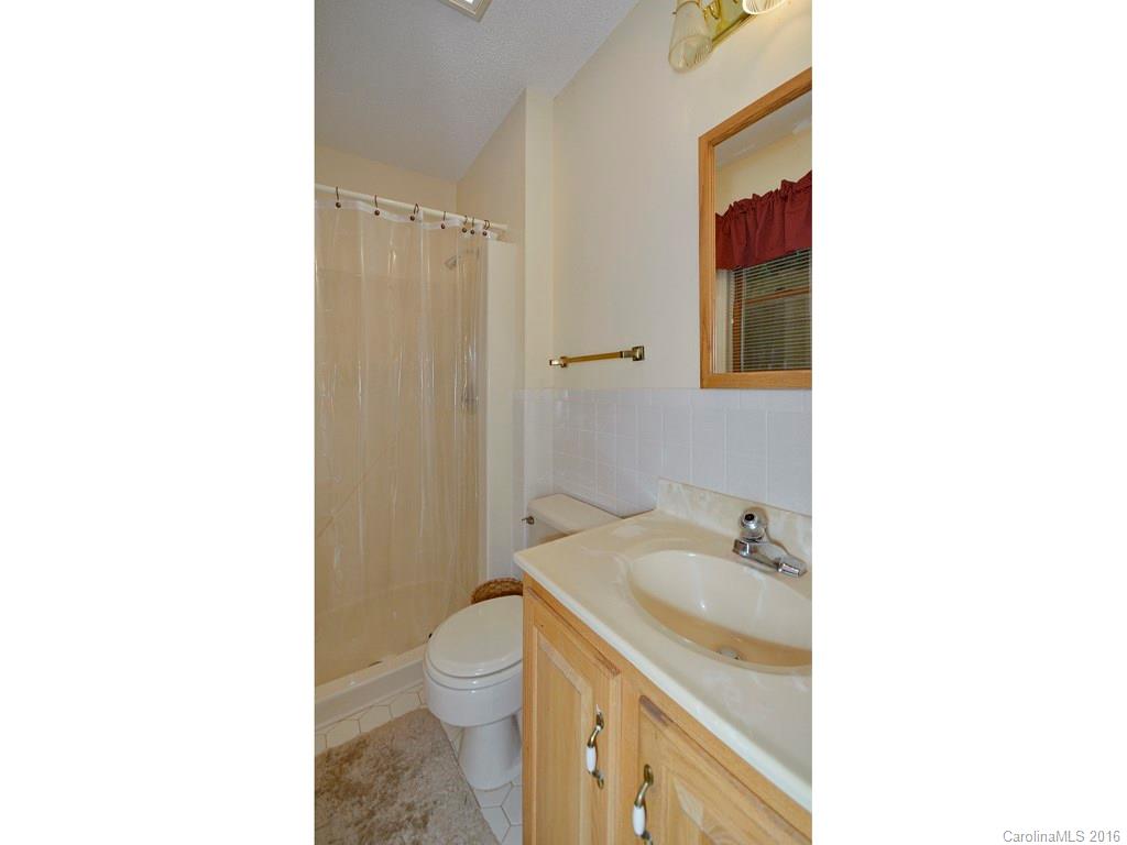 Haywood Knolls - Residential