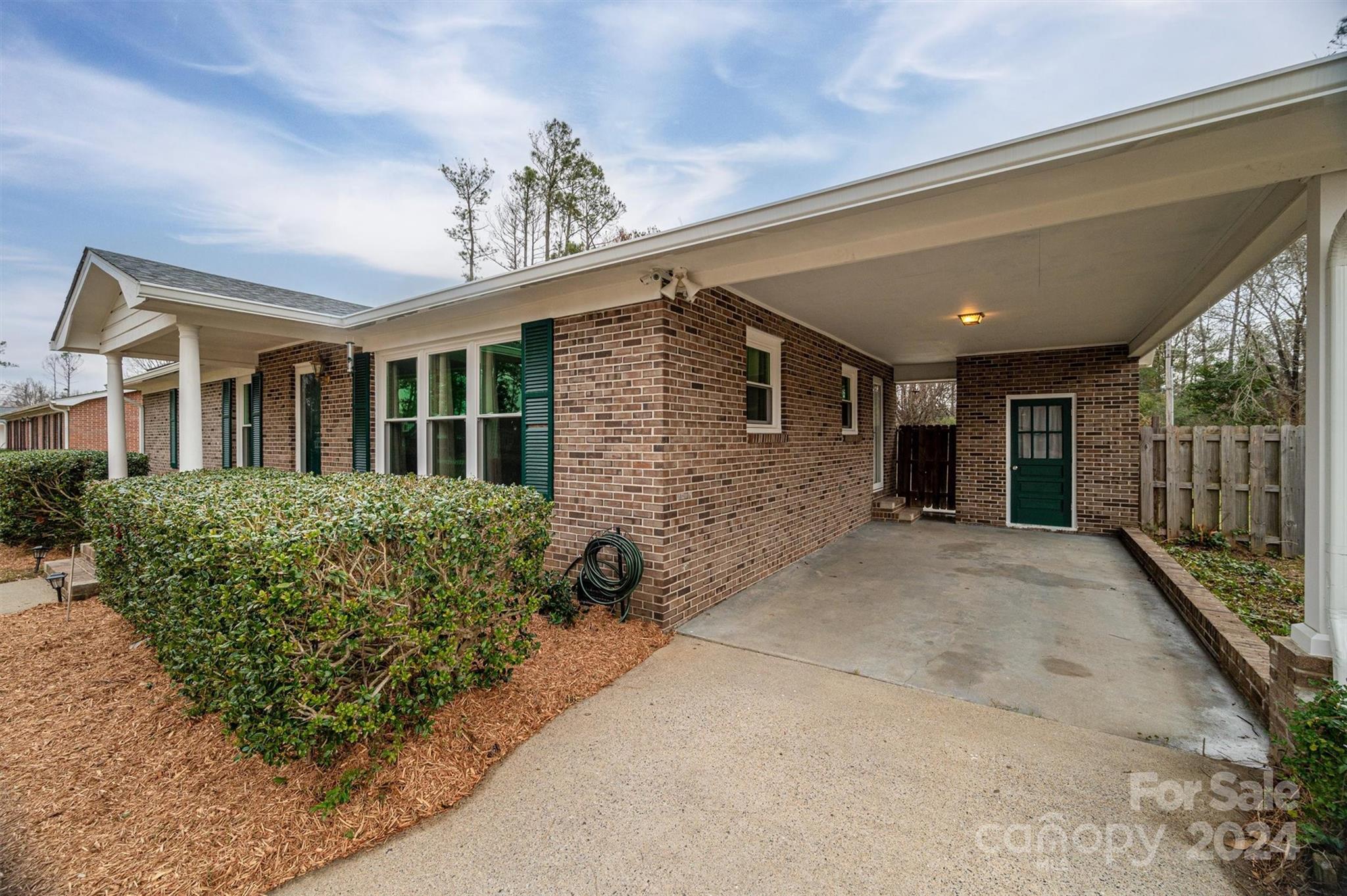 753 Schuyler Drive