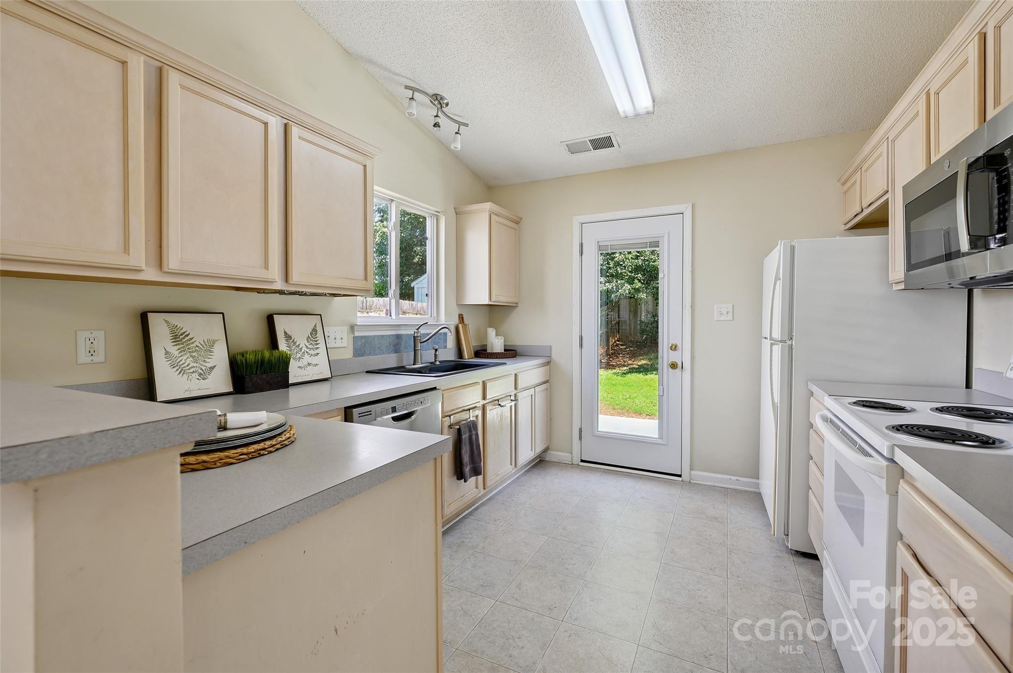 Meriwether - Residential