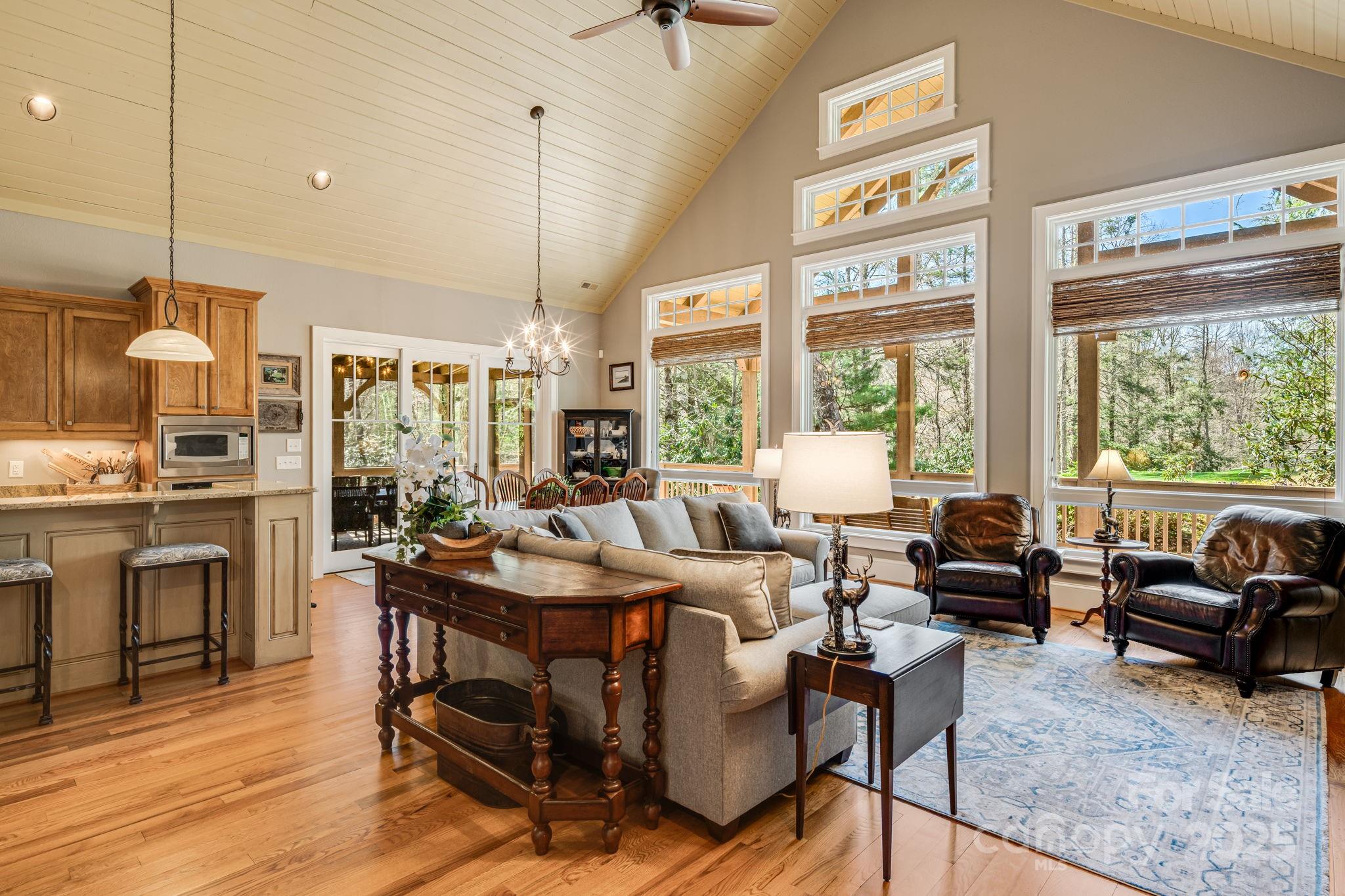 Trillium Links - Residential