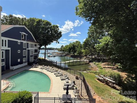 Photo of 726 Southwest Drive, Davidson, NC 28036 (MLS # 4381749)