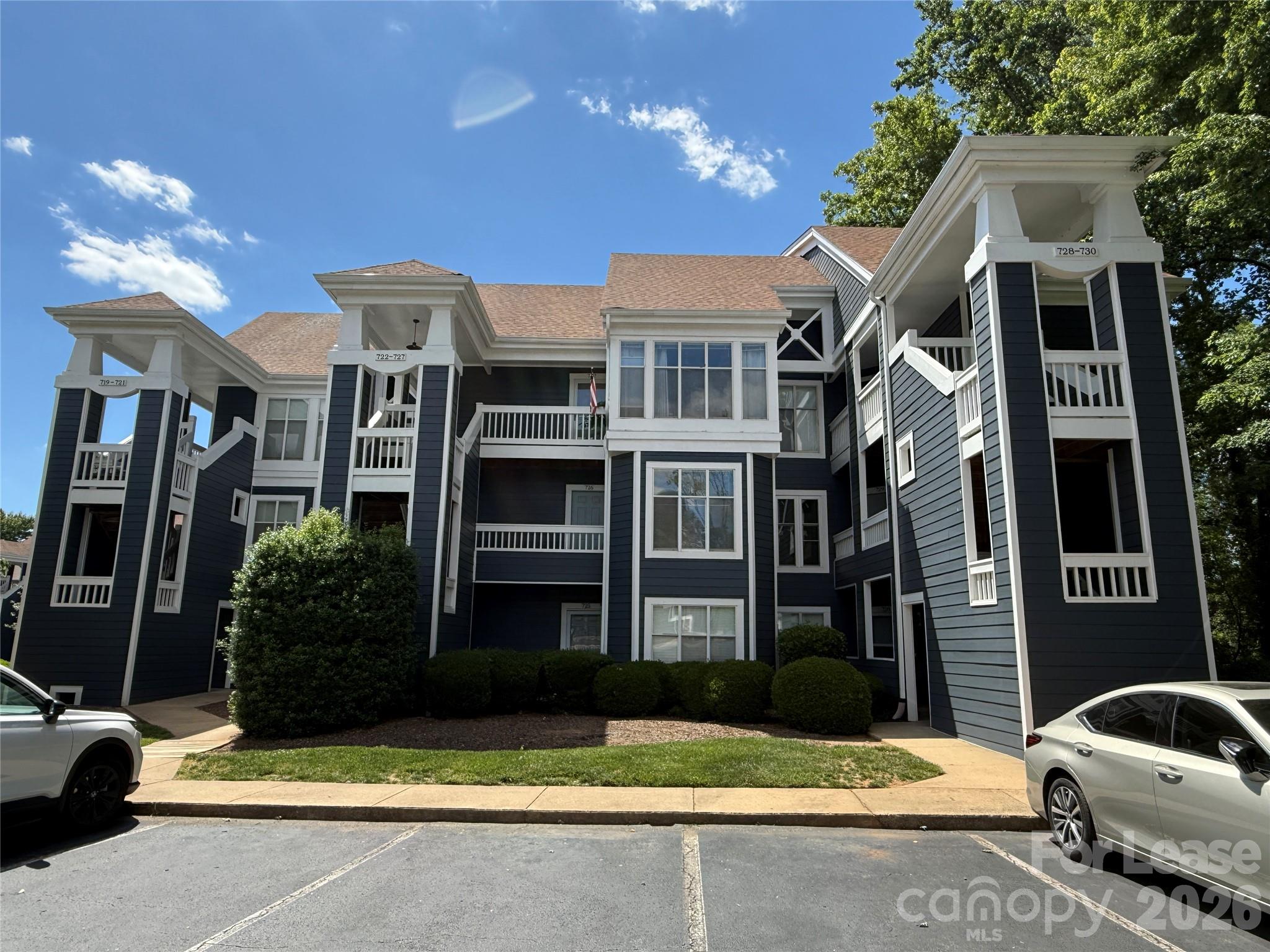 726 Southwest Drive