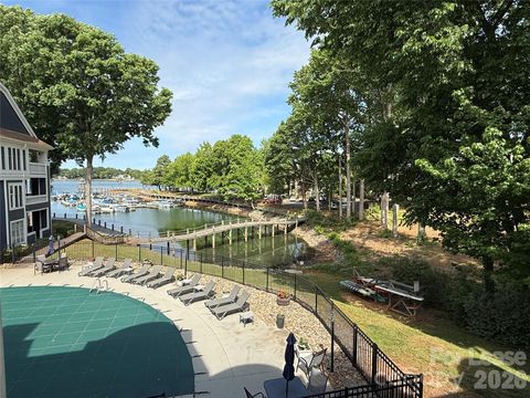 Photo of 726 Southwest Drive, Davidson, NC 28036 (MLS # 4381749)