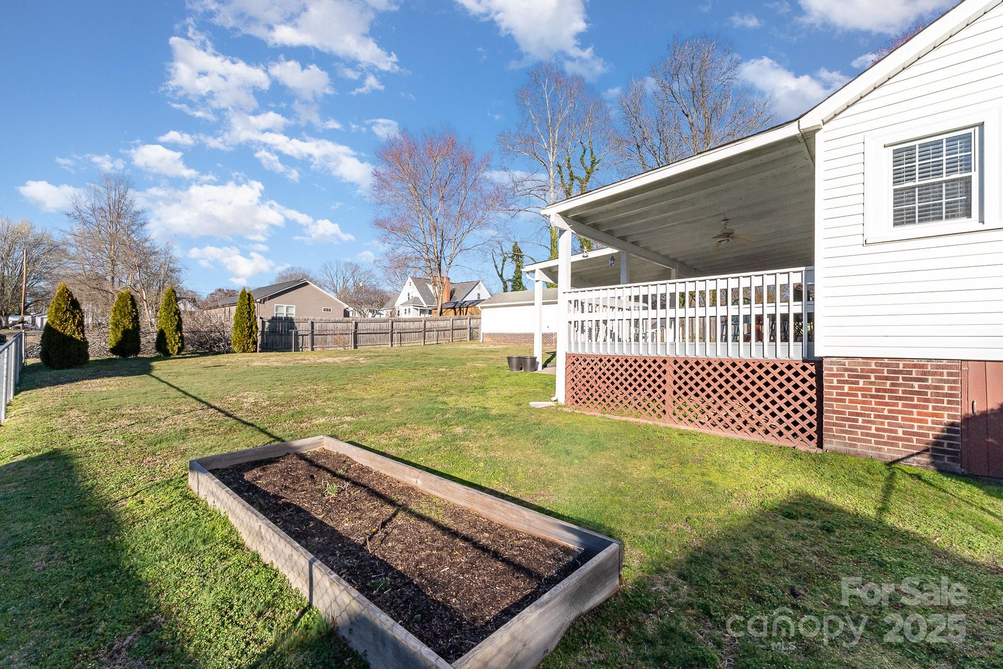 Shady Brook - Residential