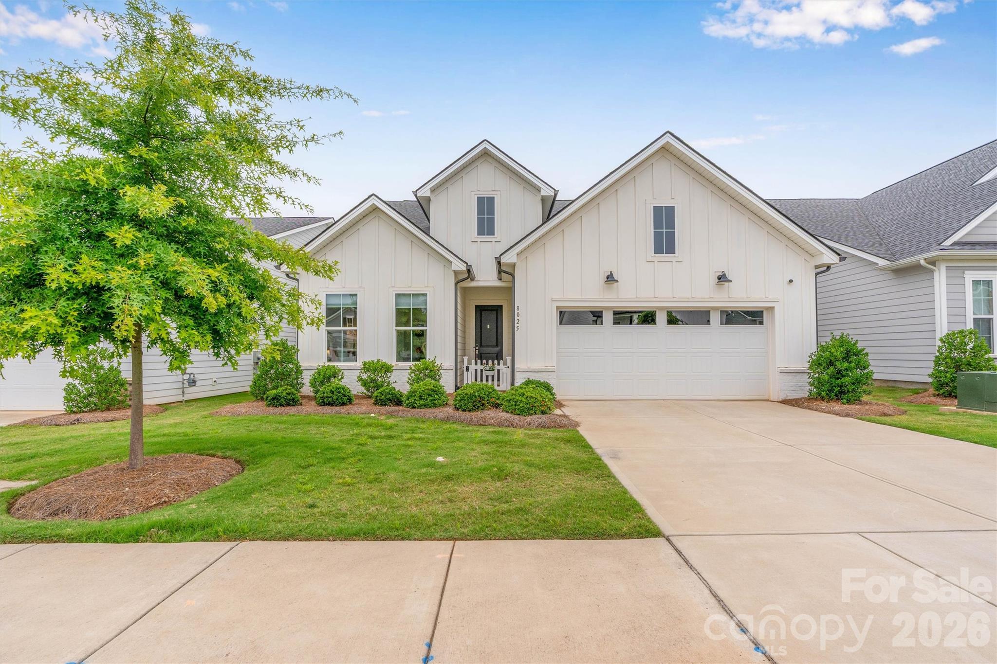 Photo 1 of 45 — 8025 Brookbank Drive, Charlotte, NC 28269