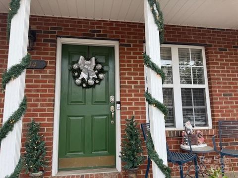 144 Mangum Circle Mooresville NC 28117