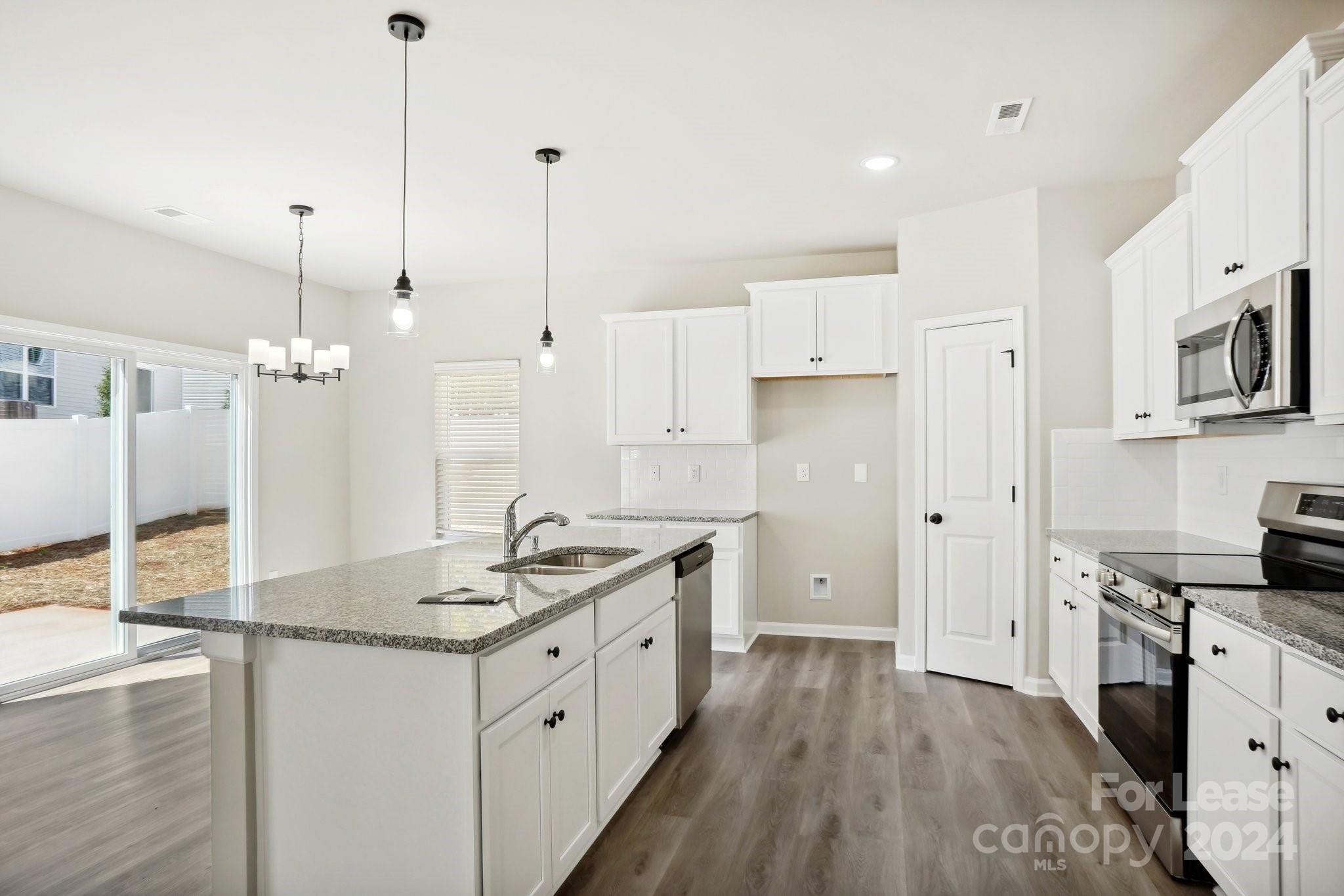 StoneyGreen - Residential Lease