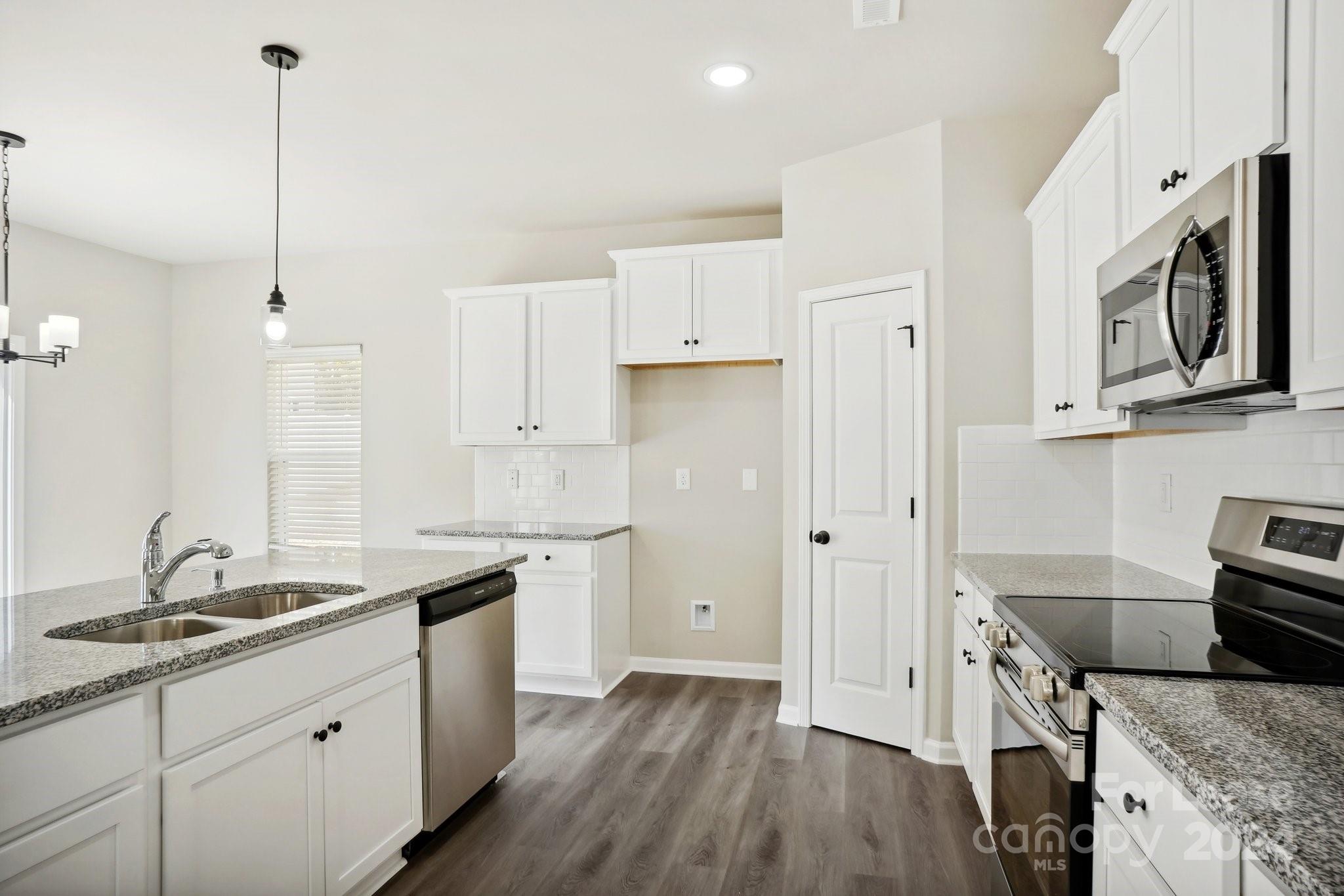 StoneyGreen - Residential Lease