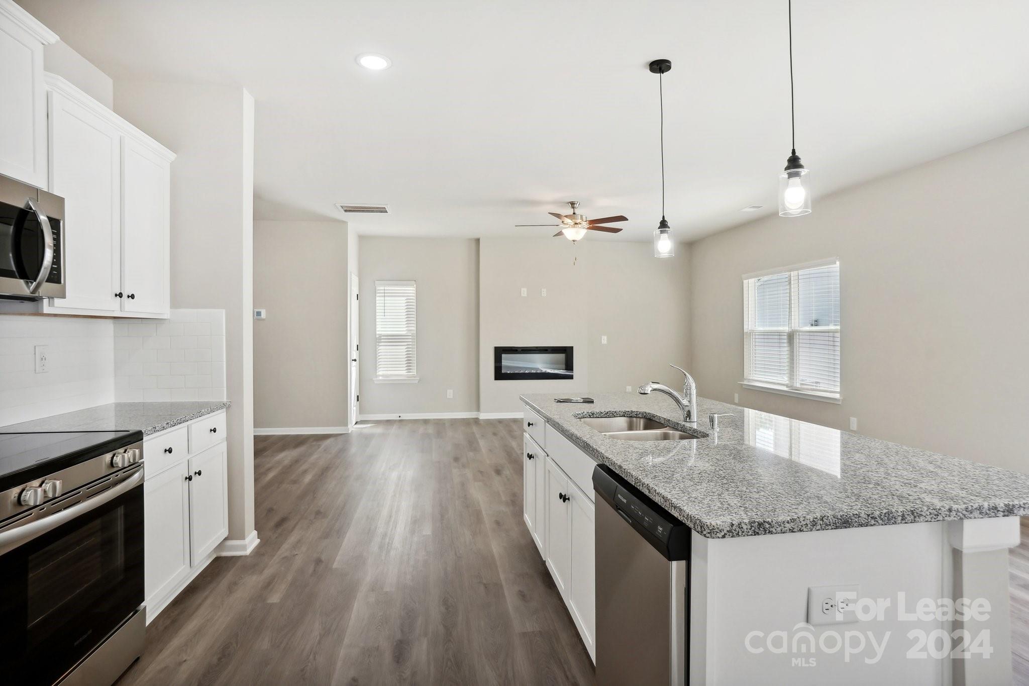 StoneyGreen - Residential Lease