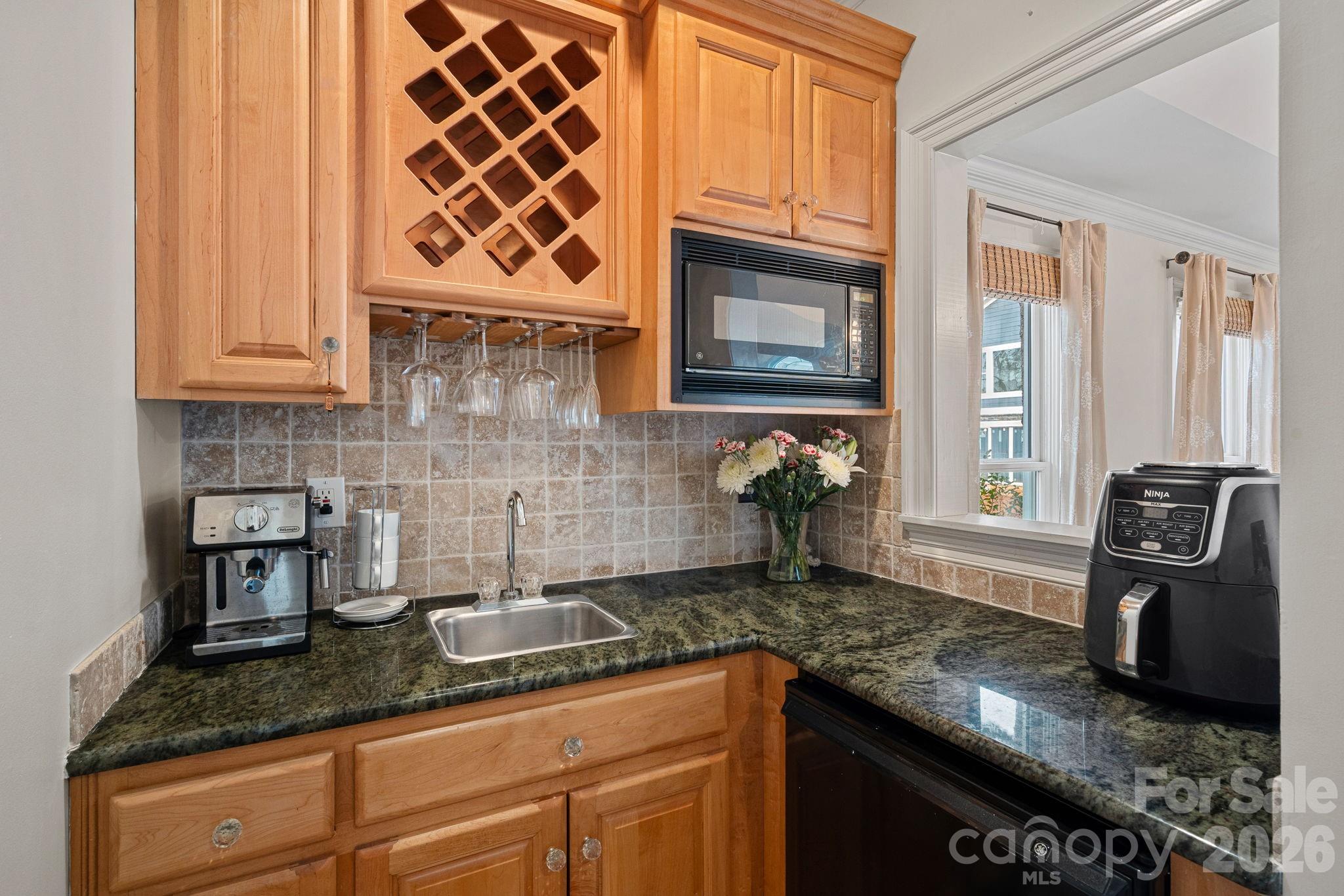 The Harbour at the Pointe - Residential