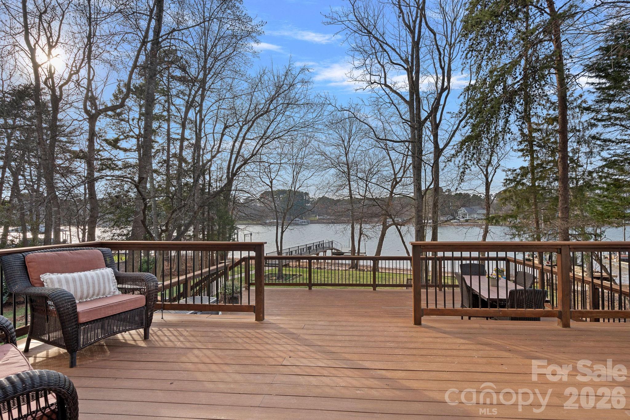 The Harbour at the Pointe - Residential