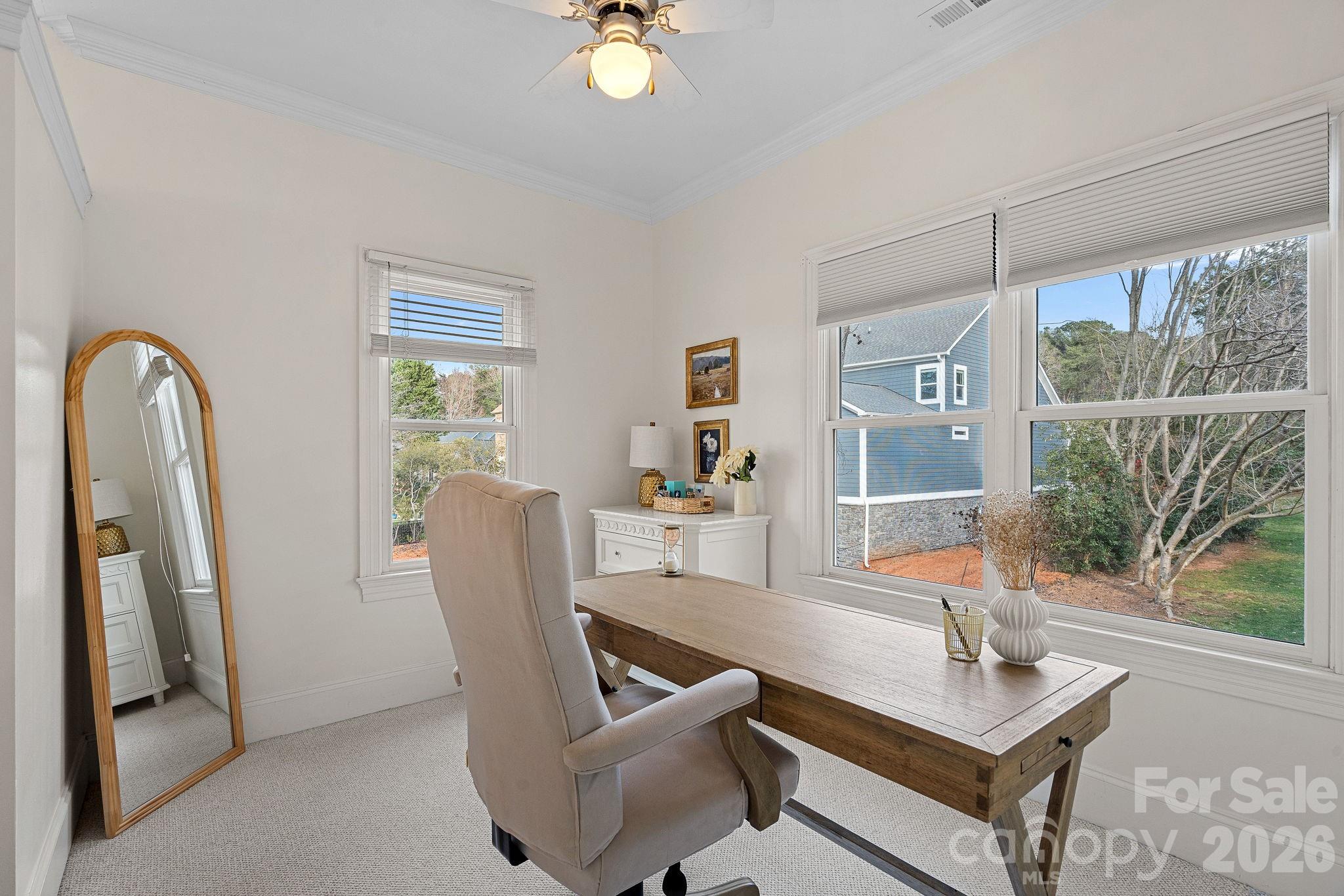 The Harbour at the Pointe - Residential