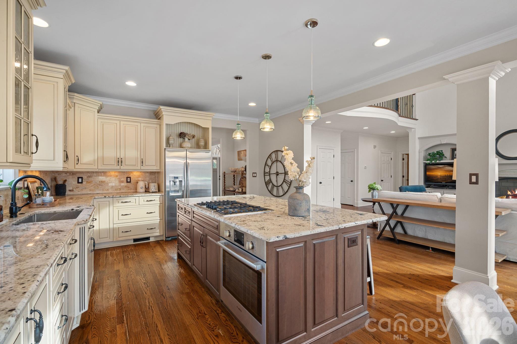 The Harbour at the Pointe - Residential