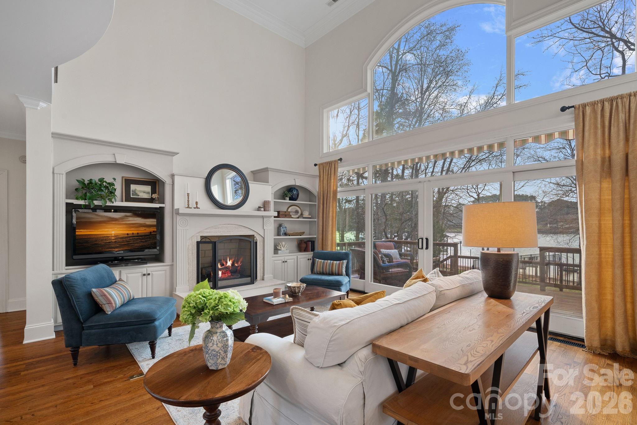 The Harbour at the Pointe - Residential