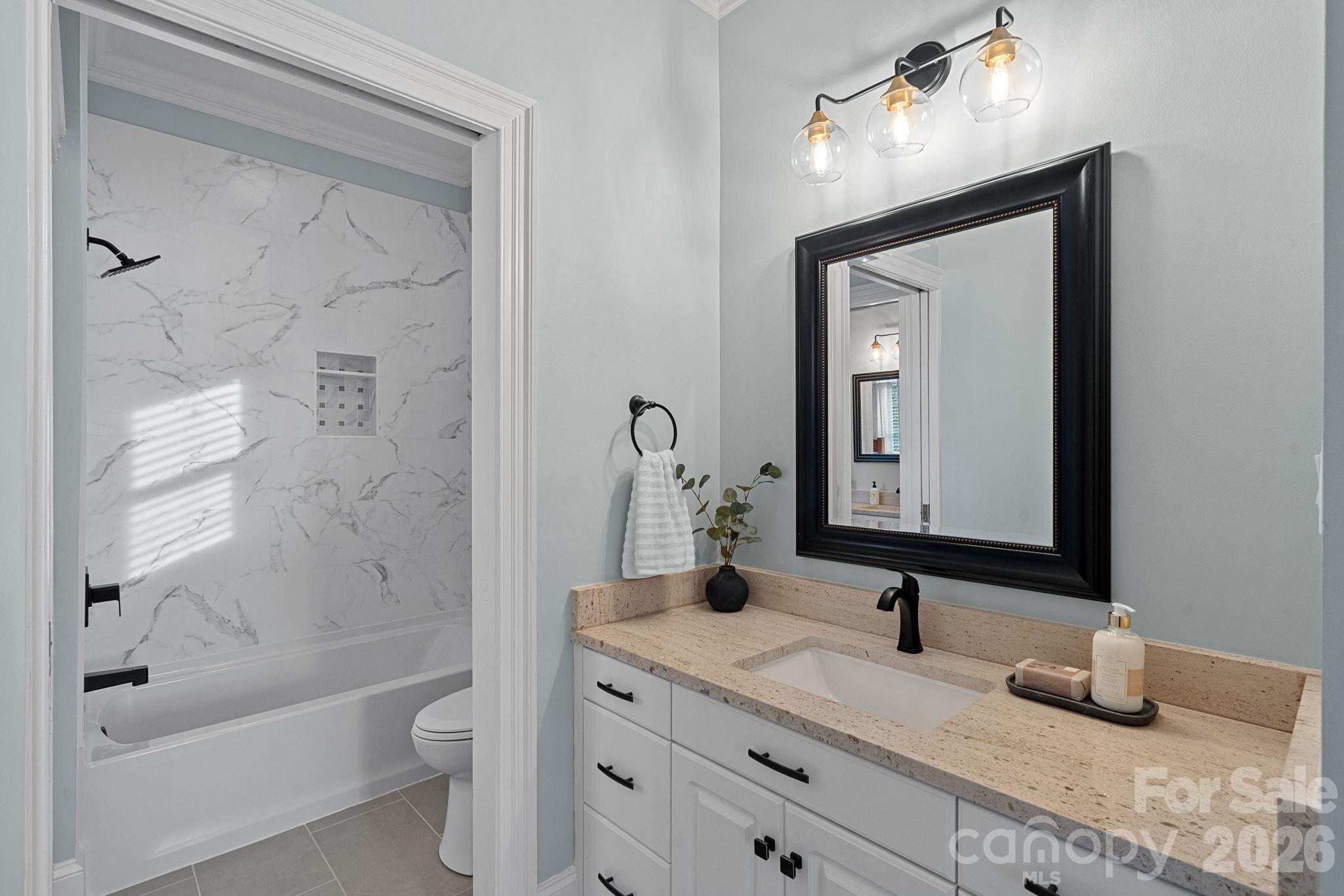 The Harbour at the Pointe - Residential