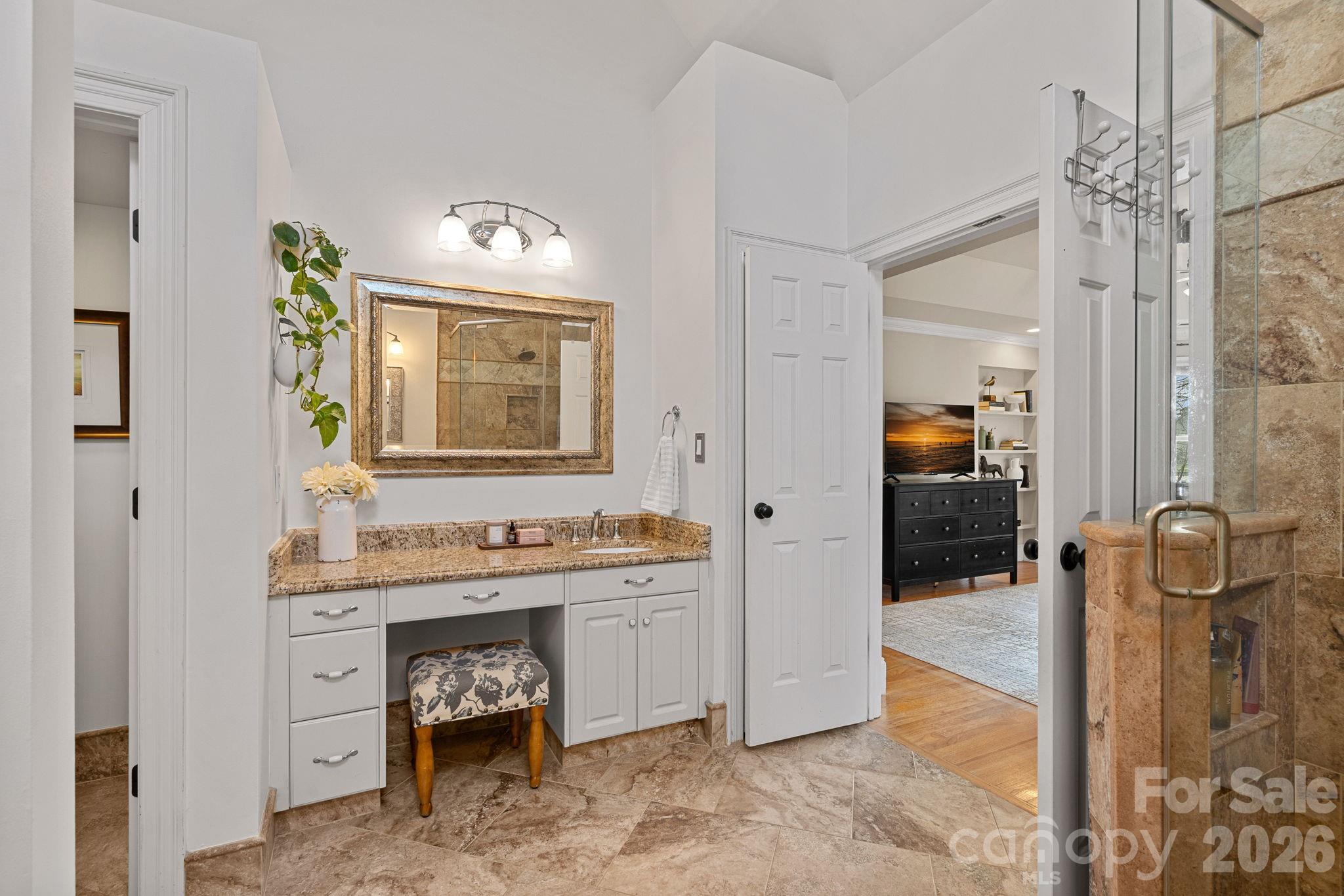 The Harbour at the Pointe - Residential