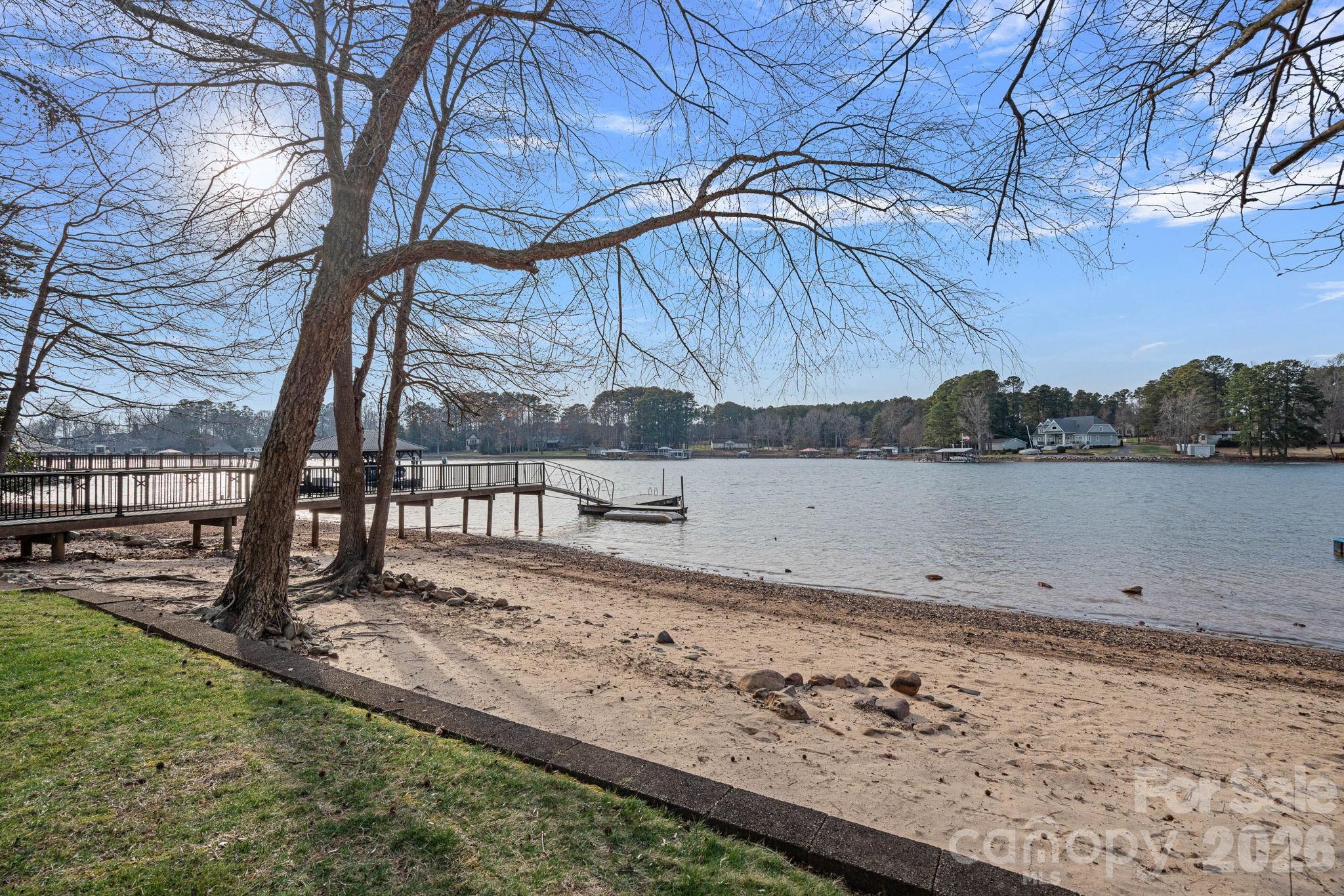 The Harbour at the Pointe - Residential