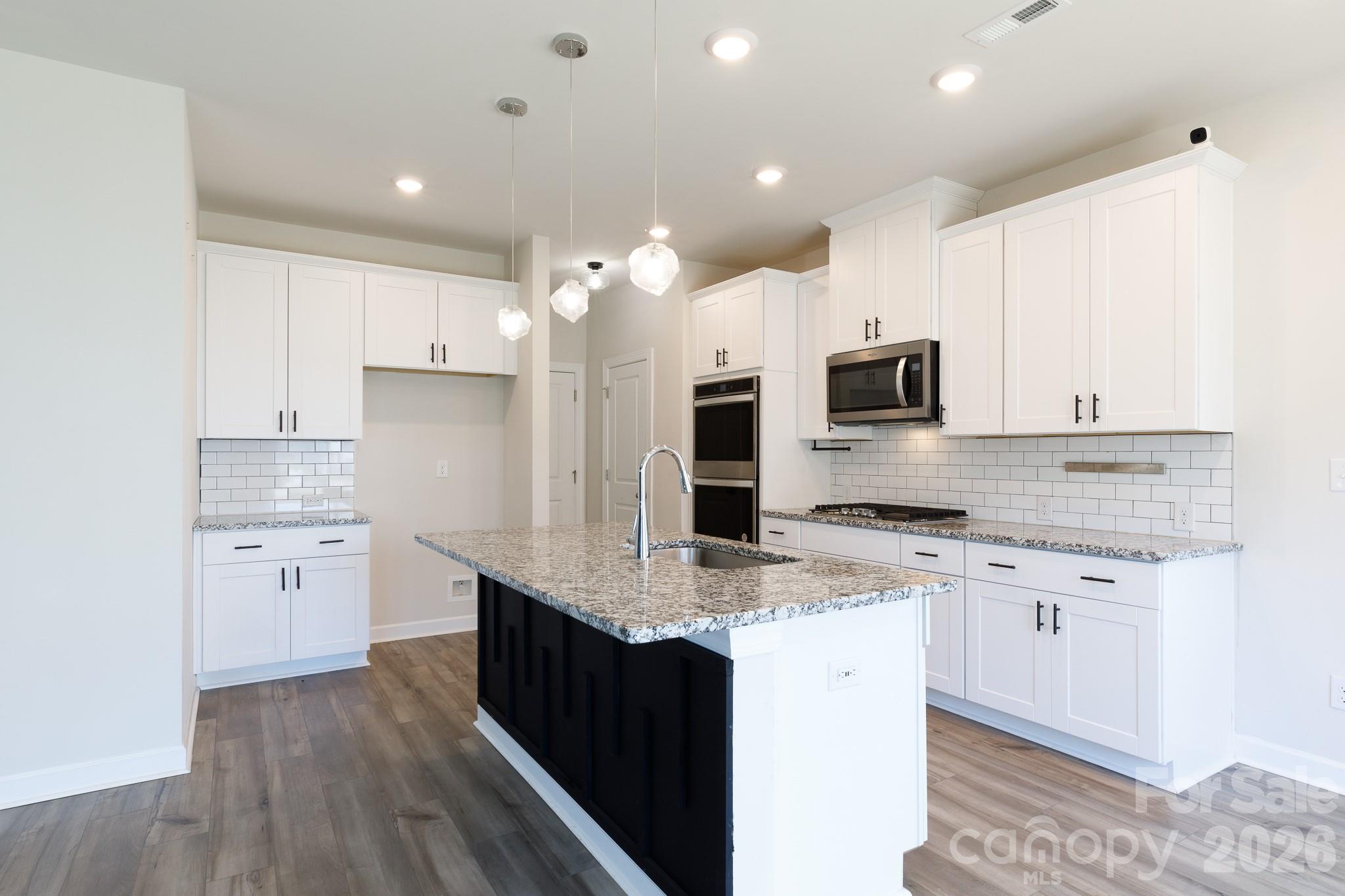Anniston Chase - Residential