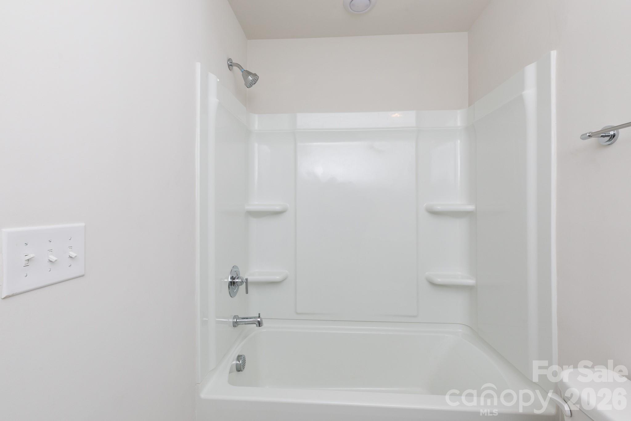 Anniston Chase - Residential