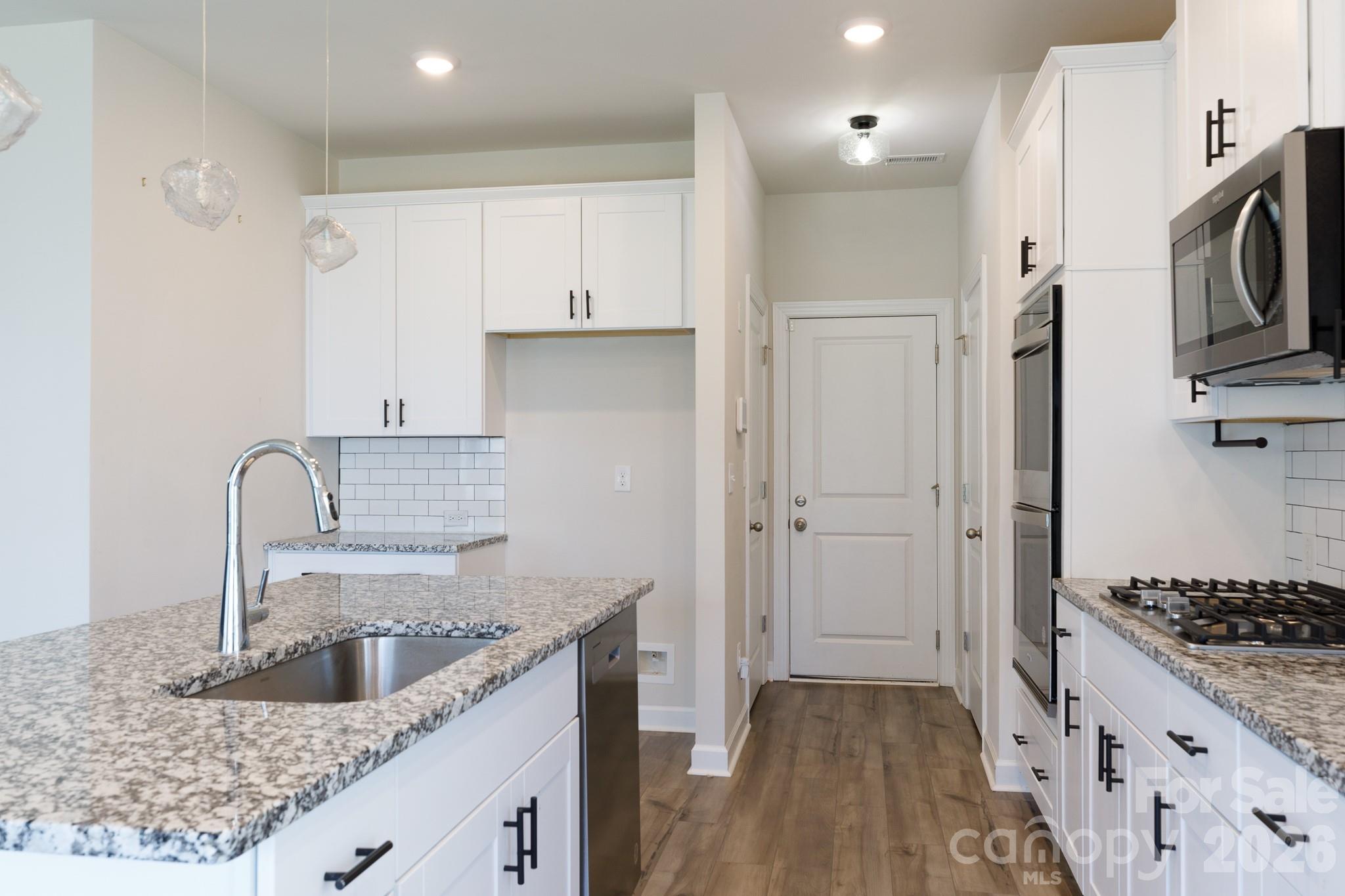 Anniston Chase - Residential