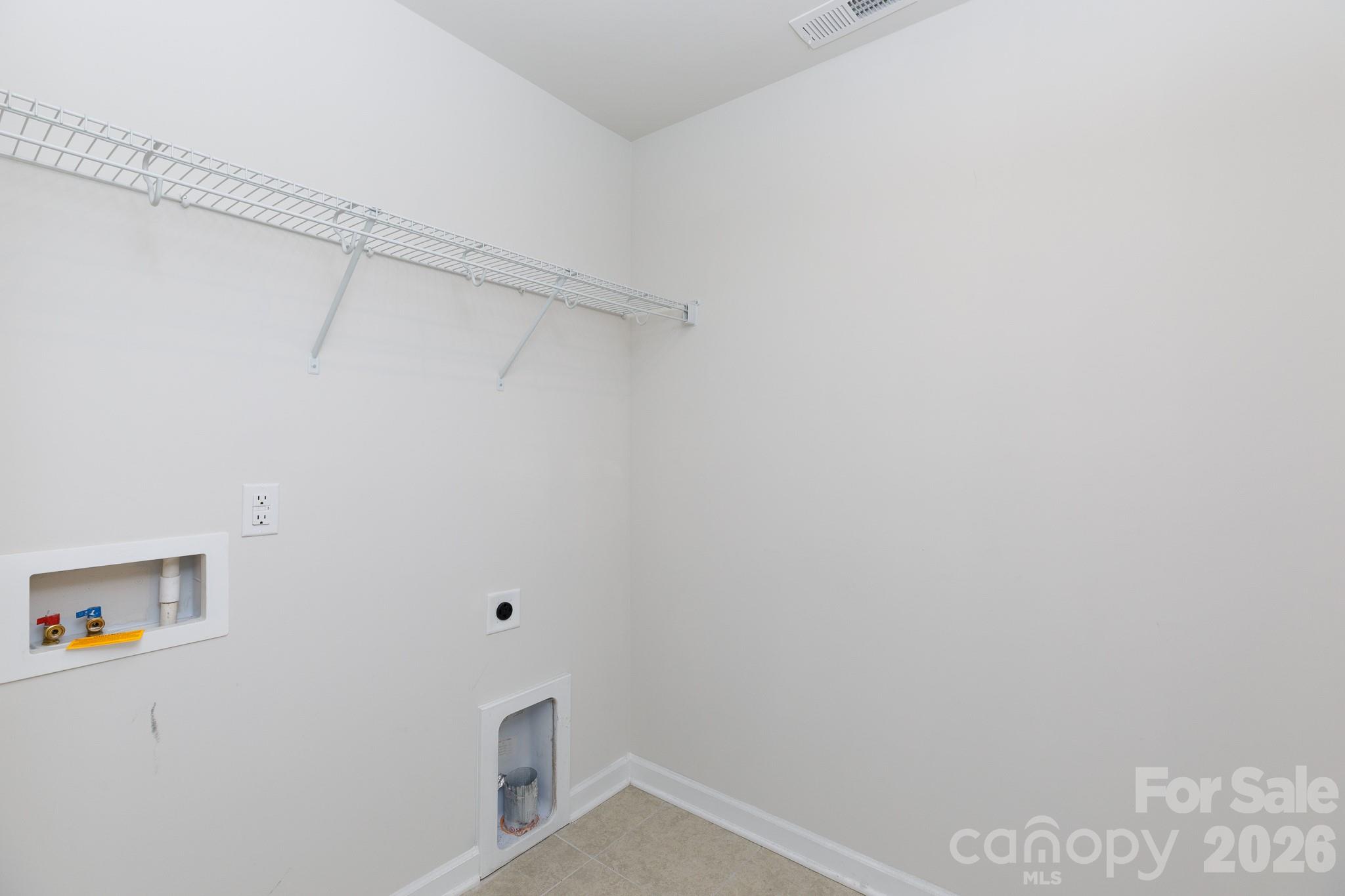 Anniston Chase - Residential