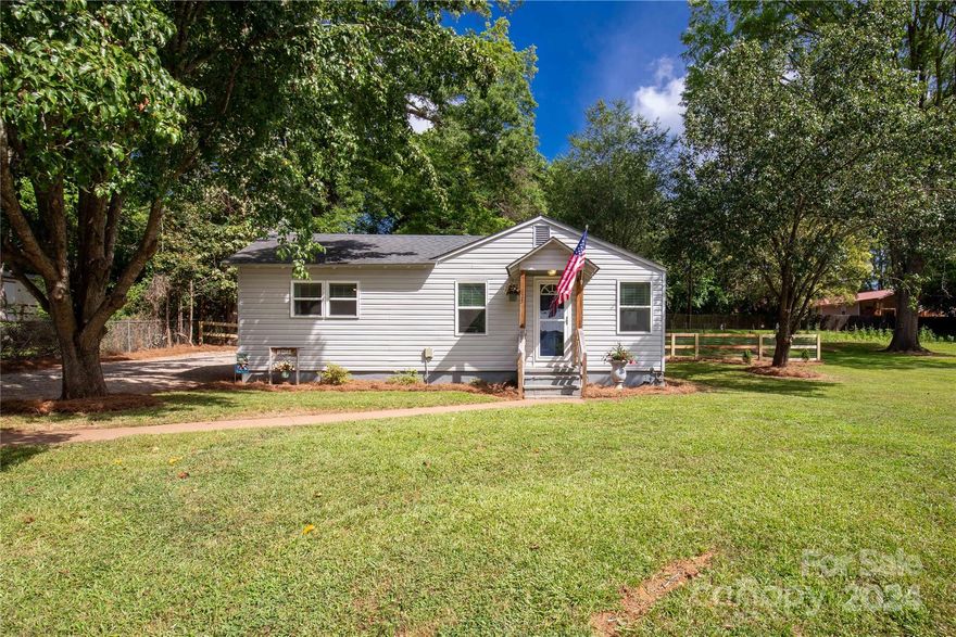 Well maintained ranch in Downtown York.  Remodeled 3 years ago with laminate wood flooring, new granite countertops in the kitchen, new stainless steel appliances, new vinyl siding, etc.  Home has a gas tankless water heater.  Current owner has fenced in the backyard.  All kitchen appliances plus washer and dryer to remain.  The rear covered porch is a great place to relax or entertain.  Use the shed for your gardening tools or storage.  Walking distance to restaurants and downtown events.  Ready for new owner(s).