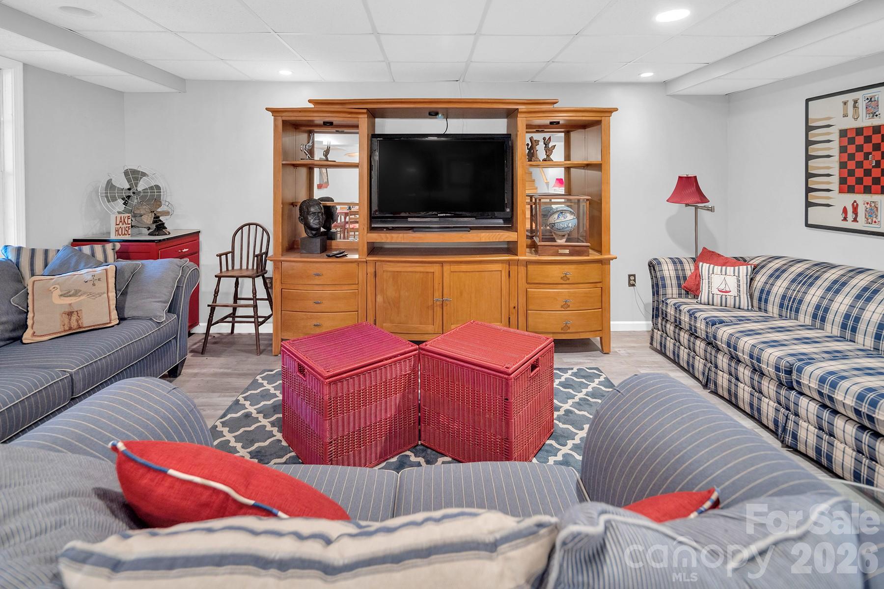 Country Club Estates - Residential