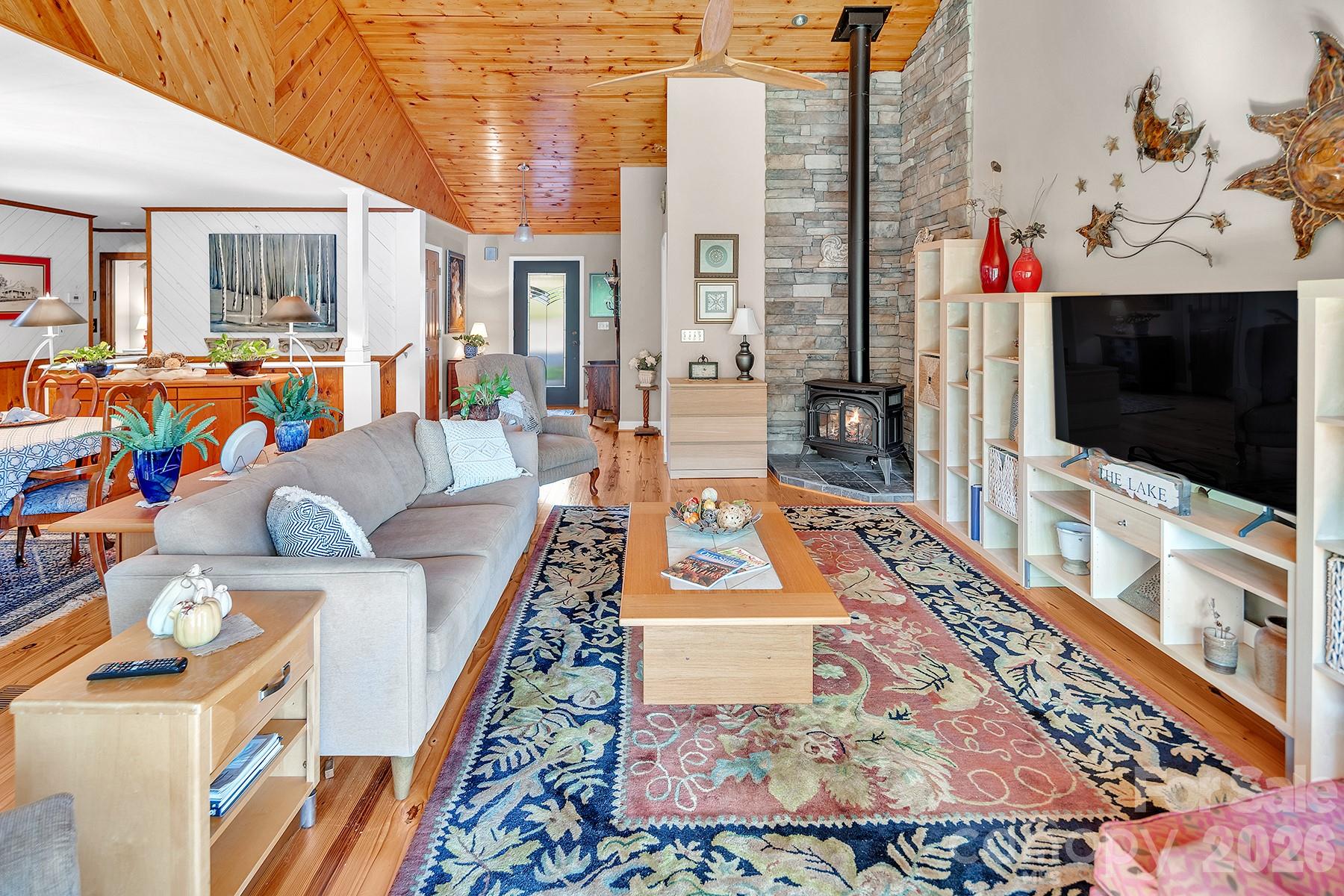 Country Club Estates - Residential