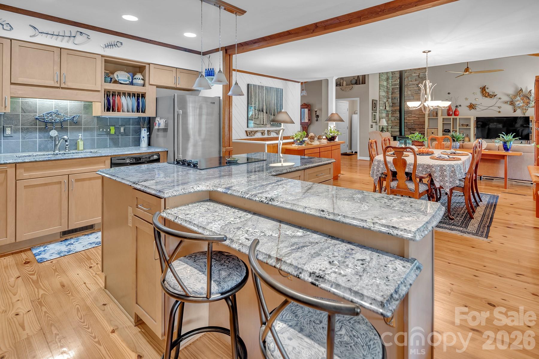 Country Club Estates - Residential