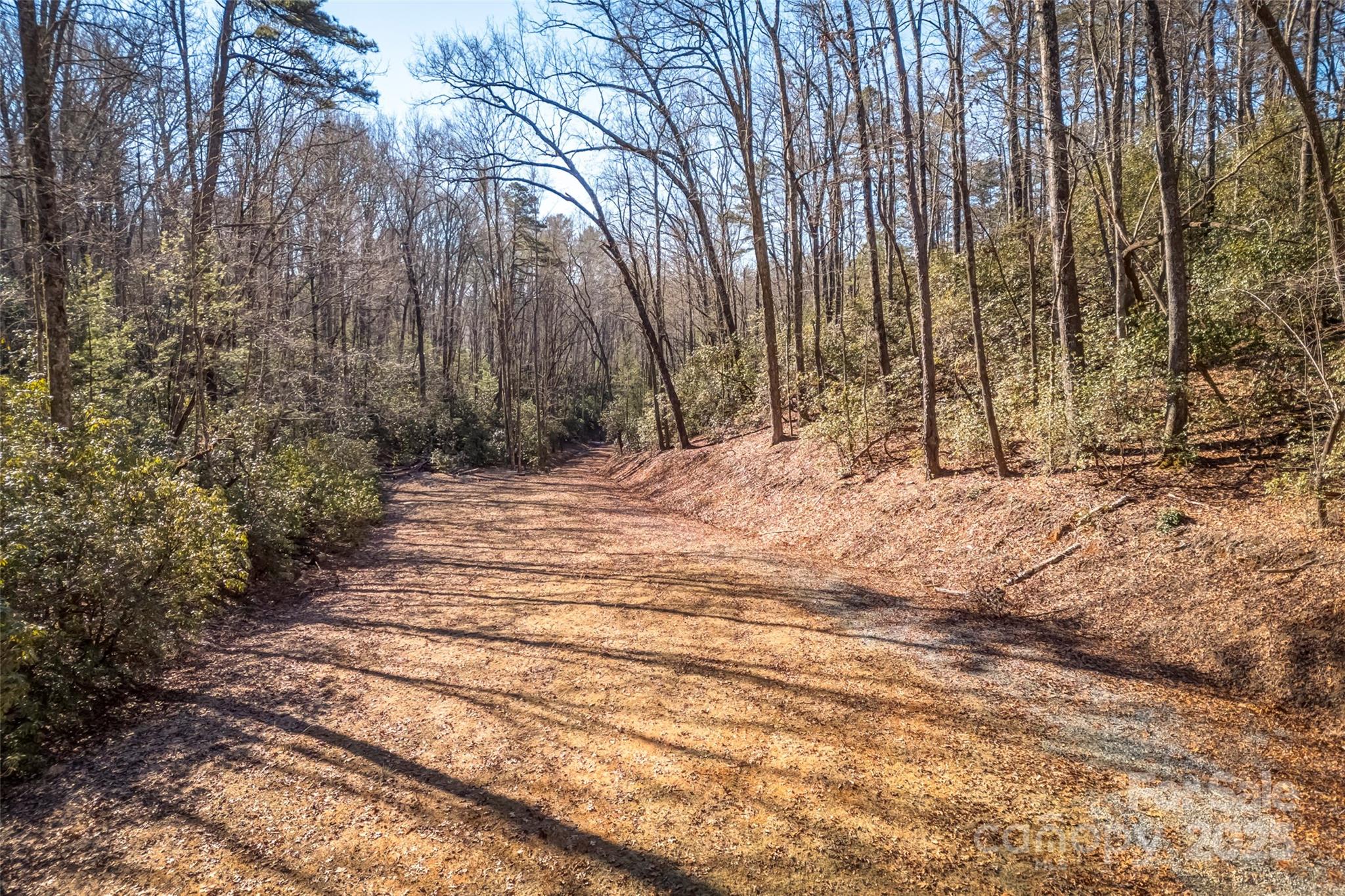 Chimney Creek - Land