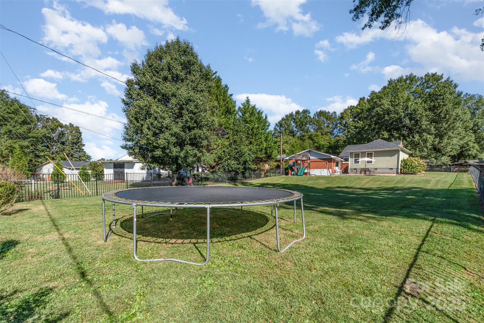 Hall Park - Residential