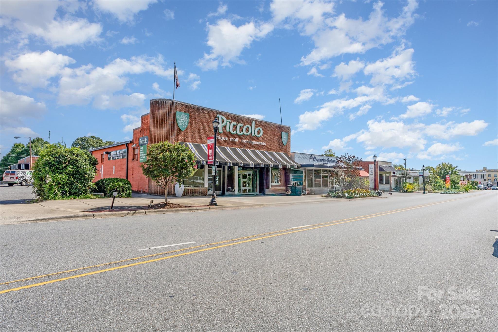Hall Park - Residential