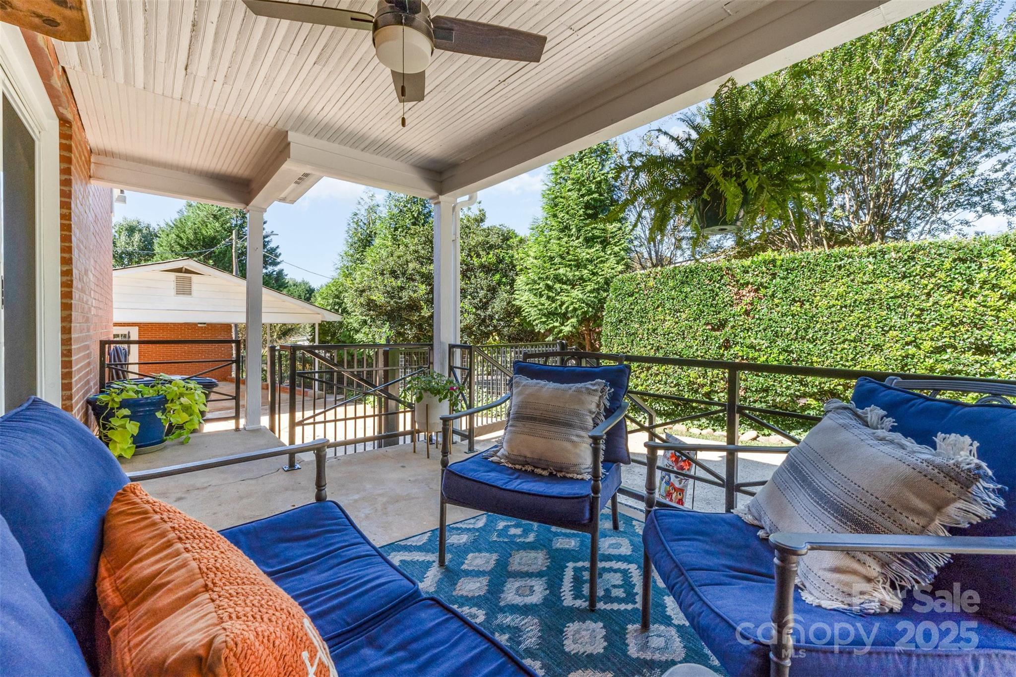 Hall Park - Residential