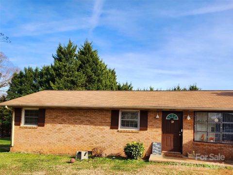 A home in Hickory