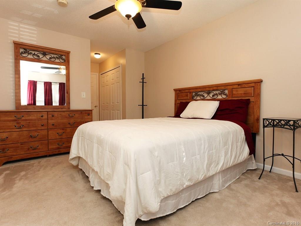 Windsor Trace - Residential