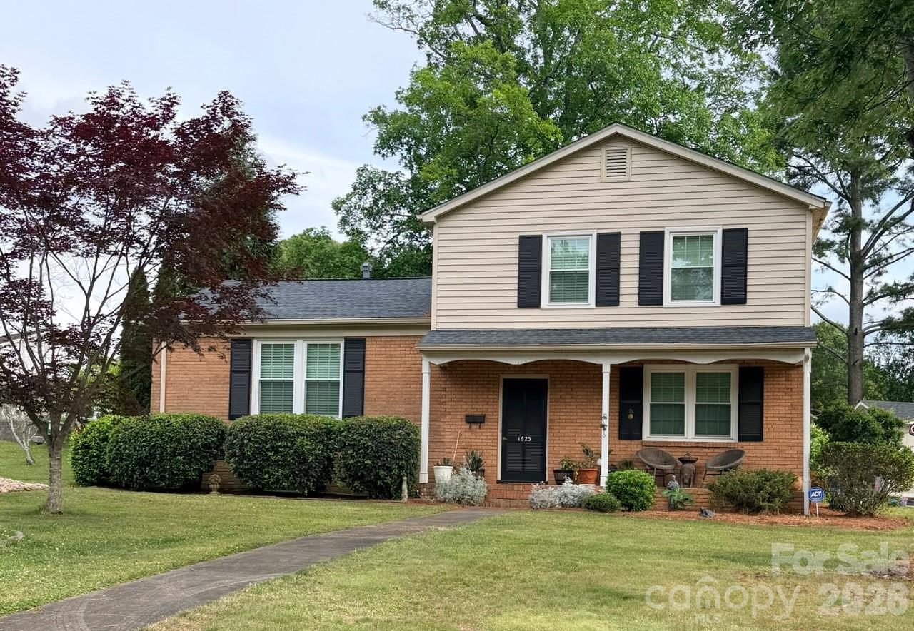 Ashbrook - Residential