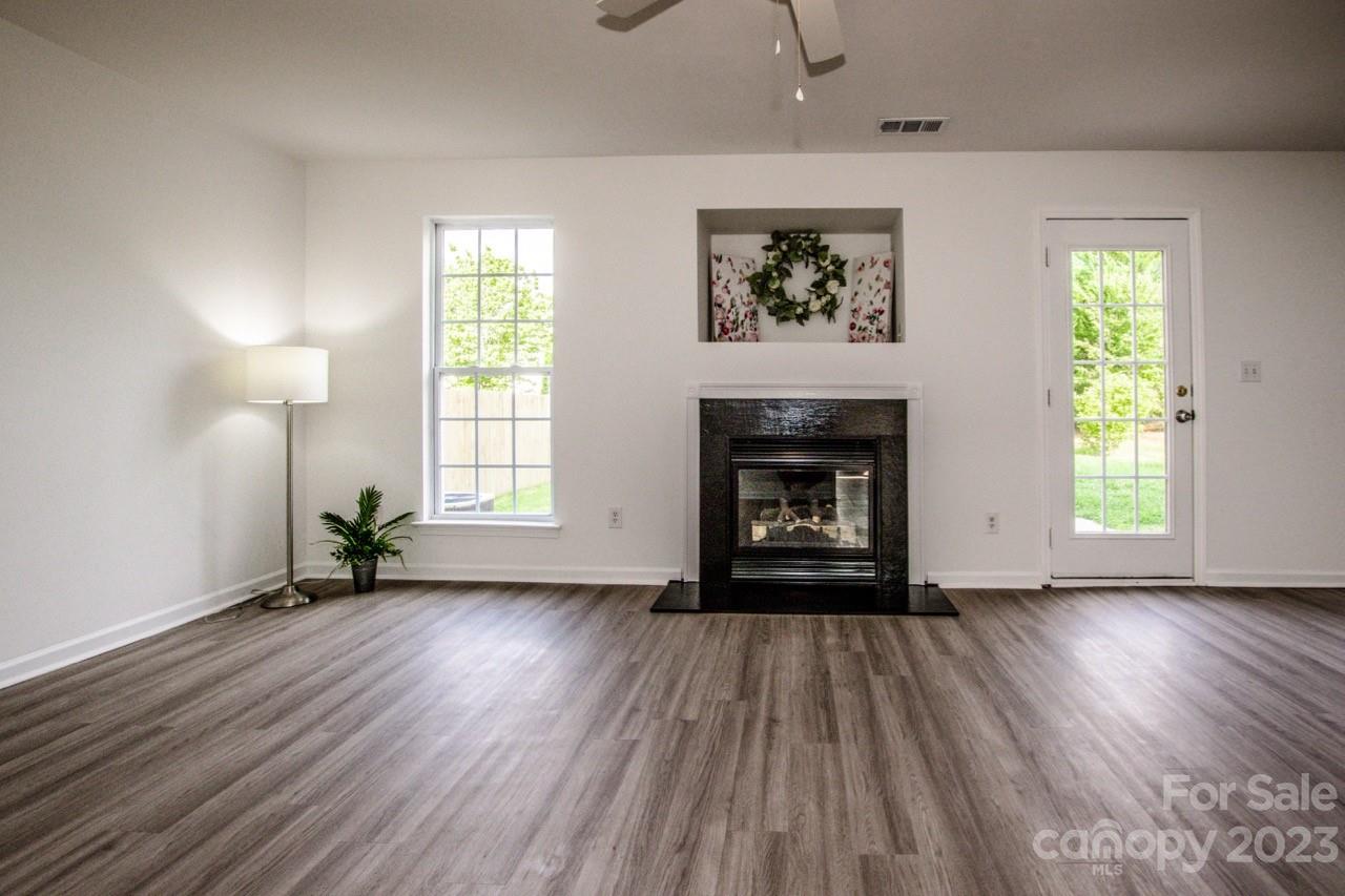 Taras Trace - Residential