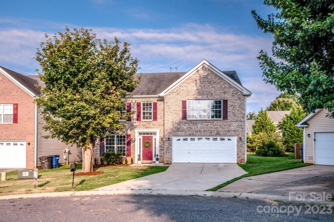 Taras Trace - Residential