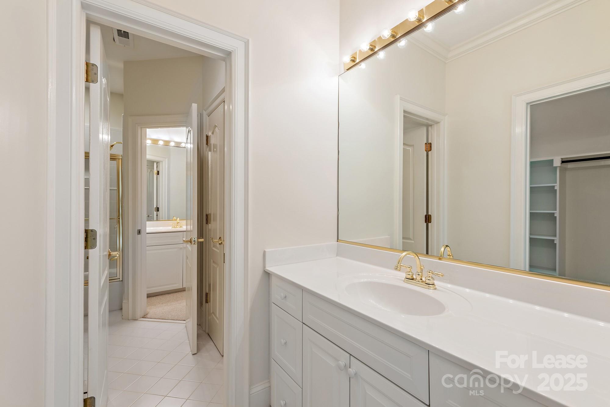 Morrocroft Estates - Residential Lease