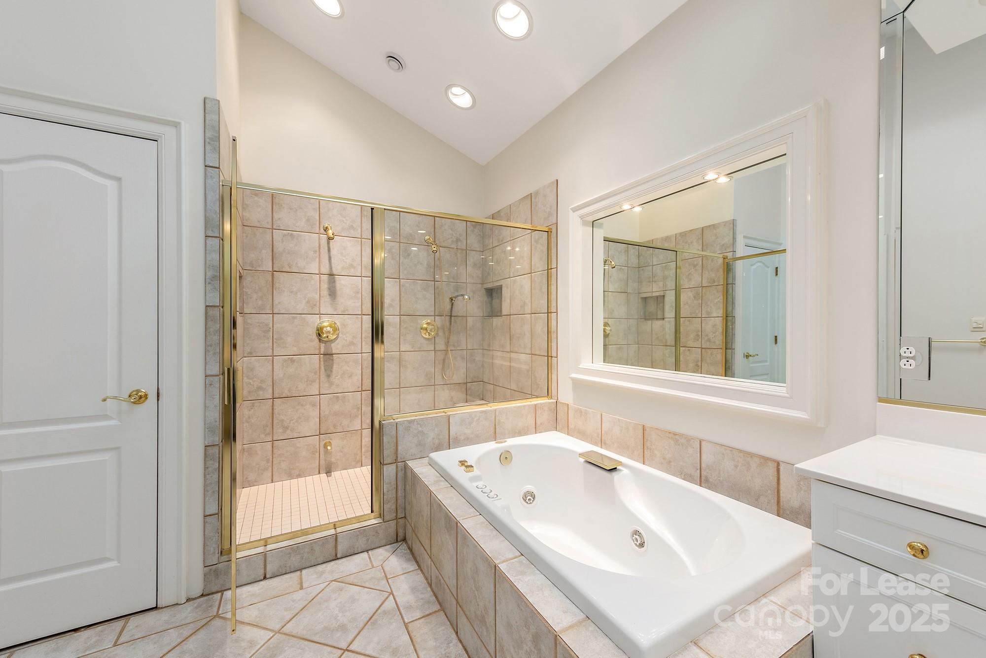 Morrocroft Estates - Residential Lease