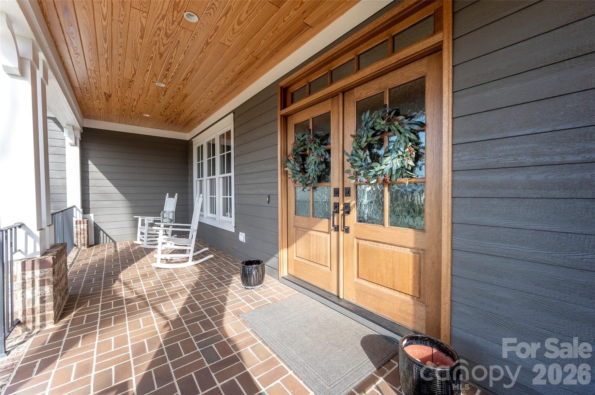 385 Lissara Lodge Drive