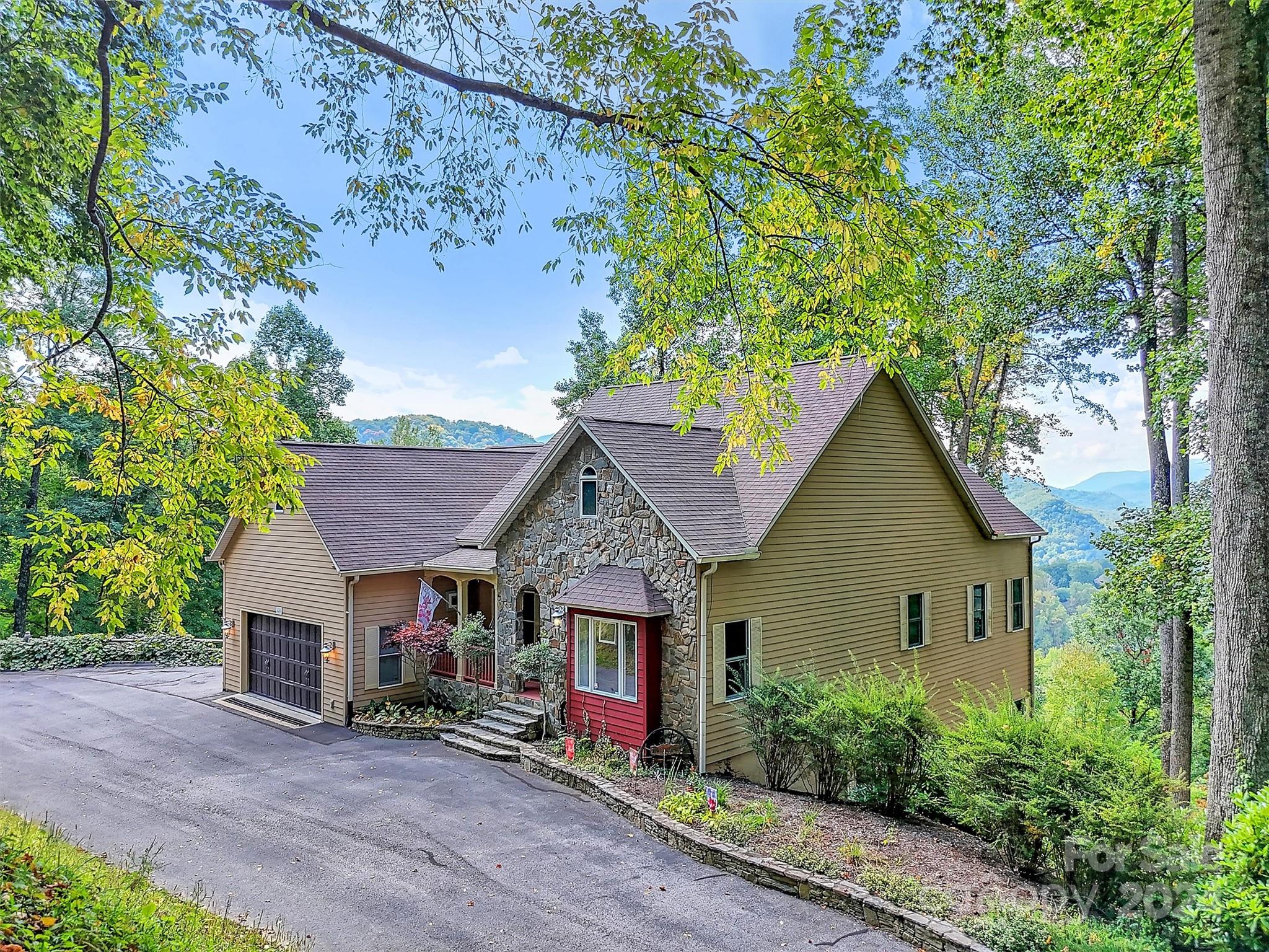 445 Equestrian Drive