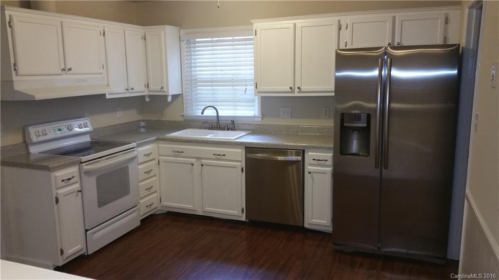 Sardis Forest - Residential