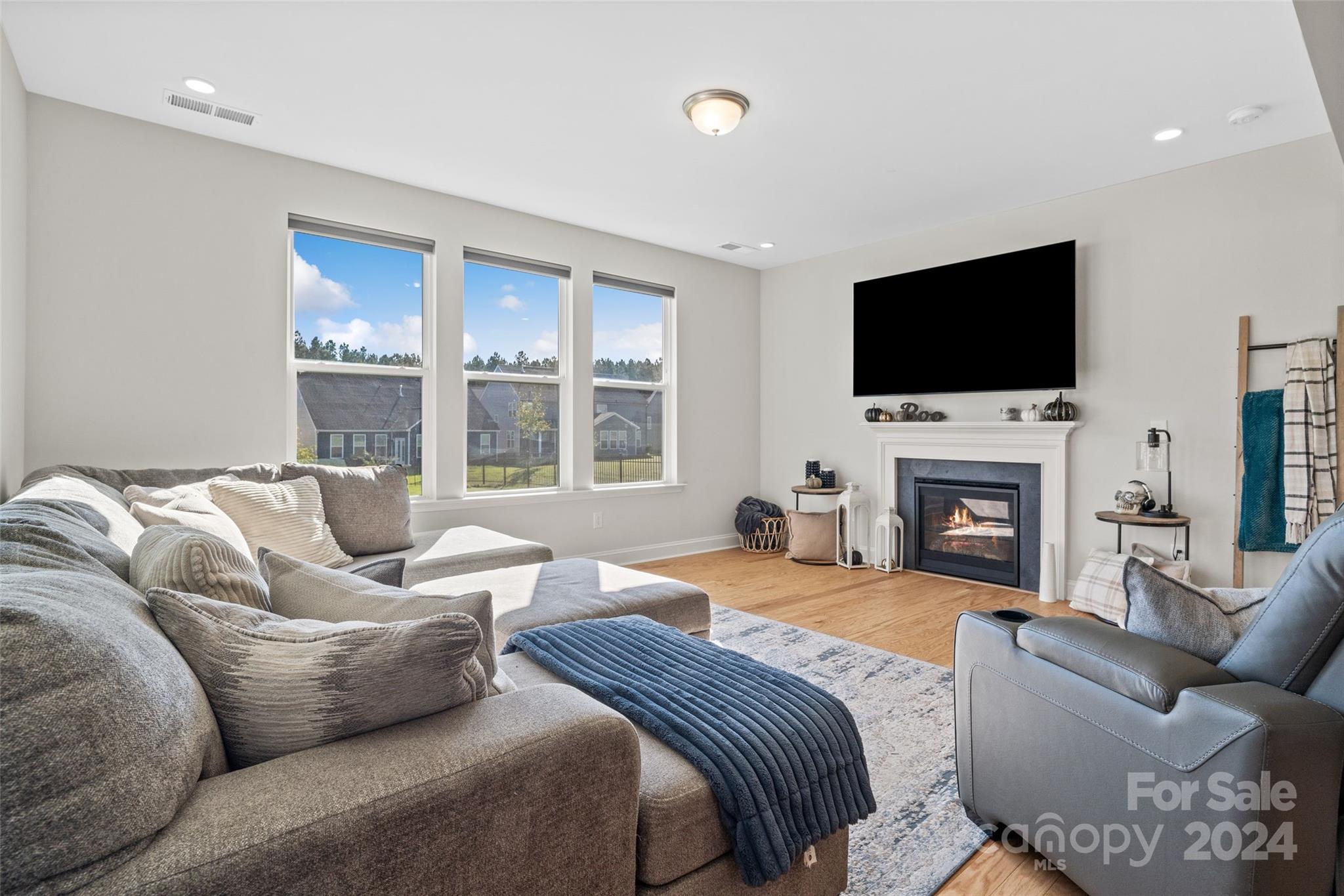 Paddlers Cove - Residential