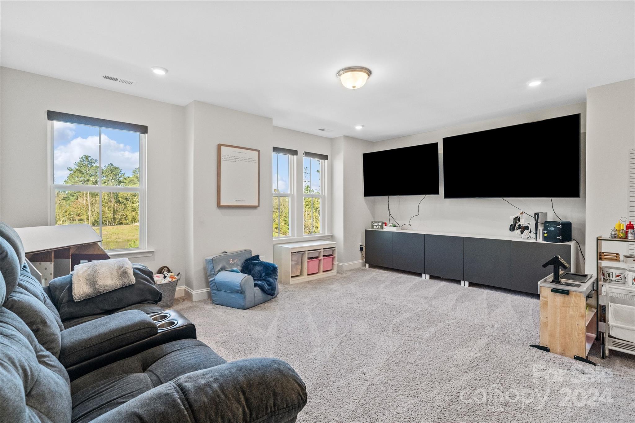 Paddlers Cove - Residential