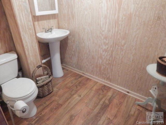 Quaker Meadows - Residential