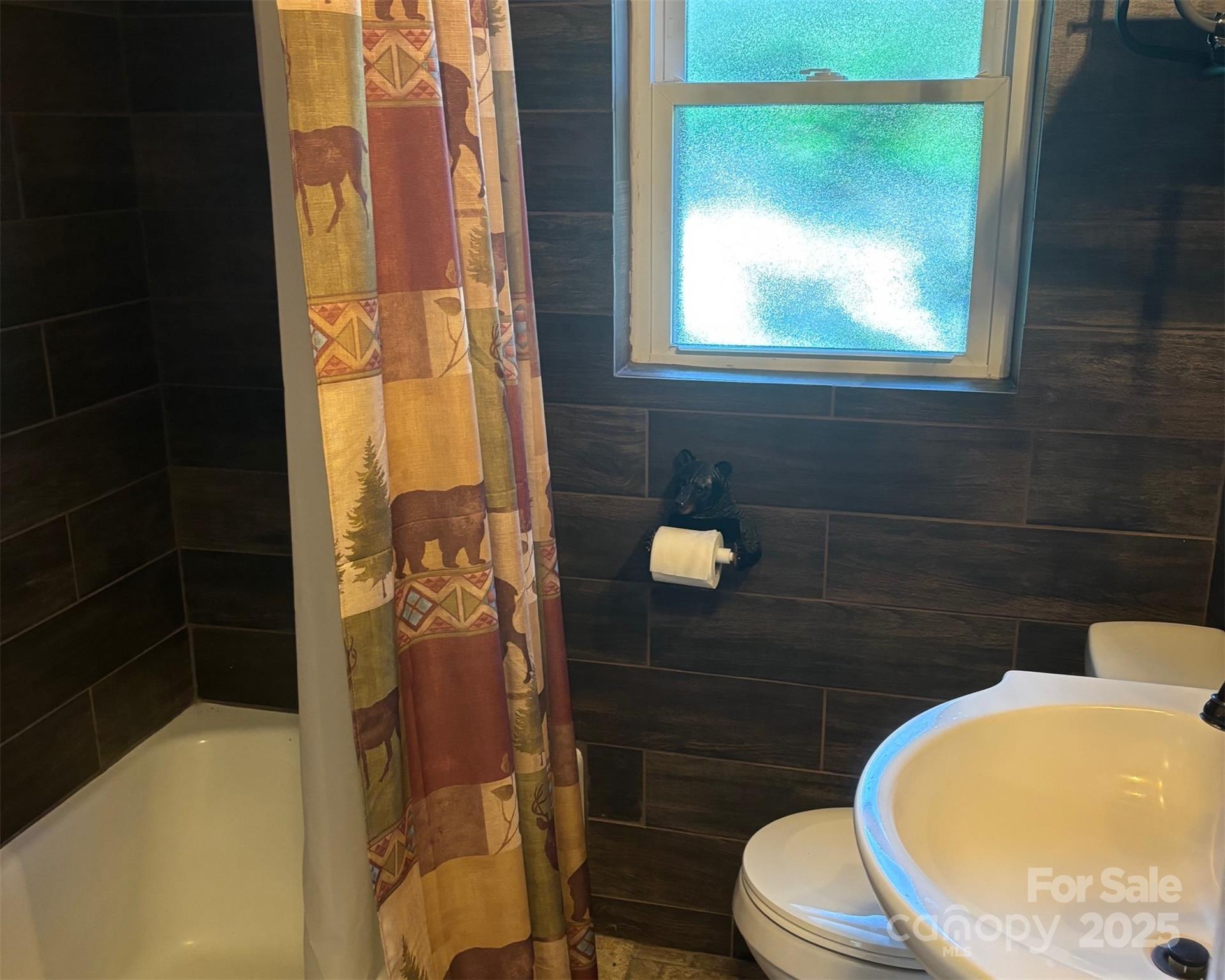 Leatherwood Cottages - Residential