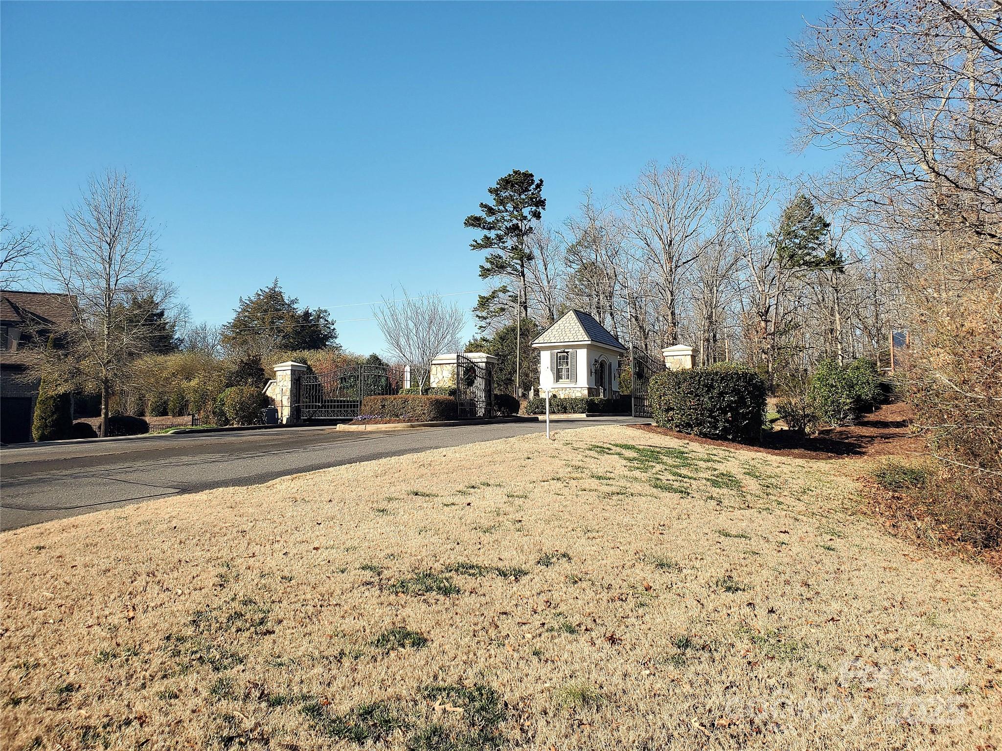 5125 Longbrooke Court