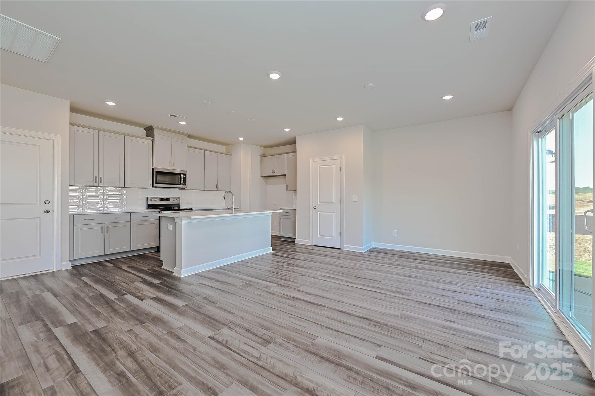 Walnut Reserve - Residential